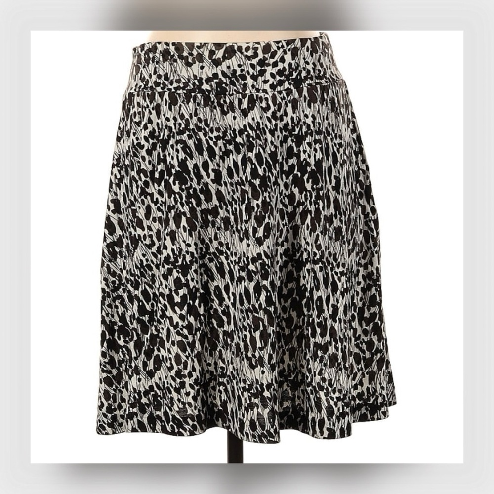 ANN TAYLOR Silk Blend in Brown Botanical Pattern Skirt